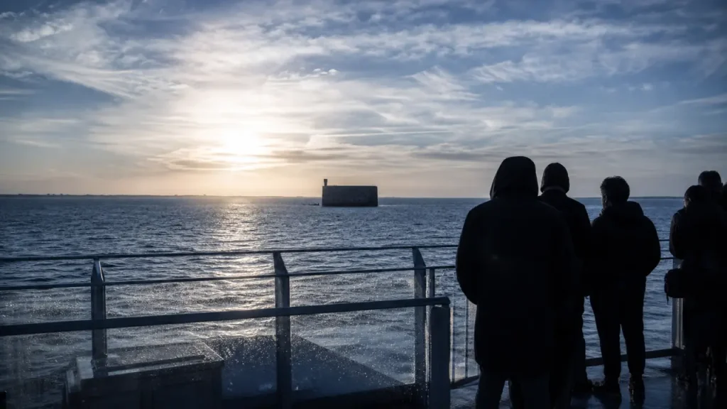 Ile d'aix photos : ferry vers Fort Boyard